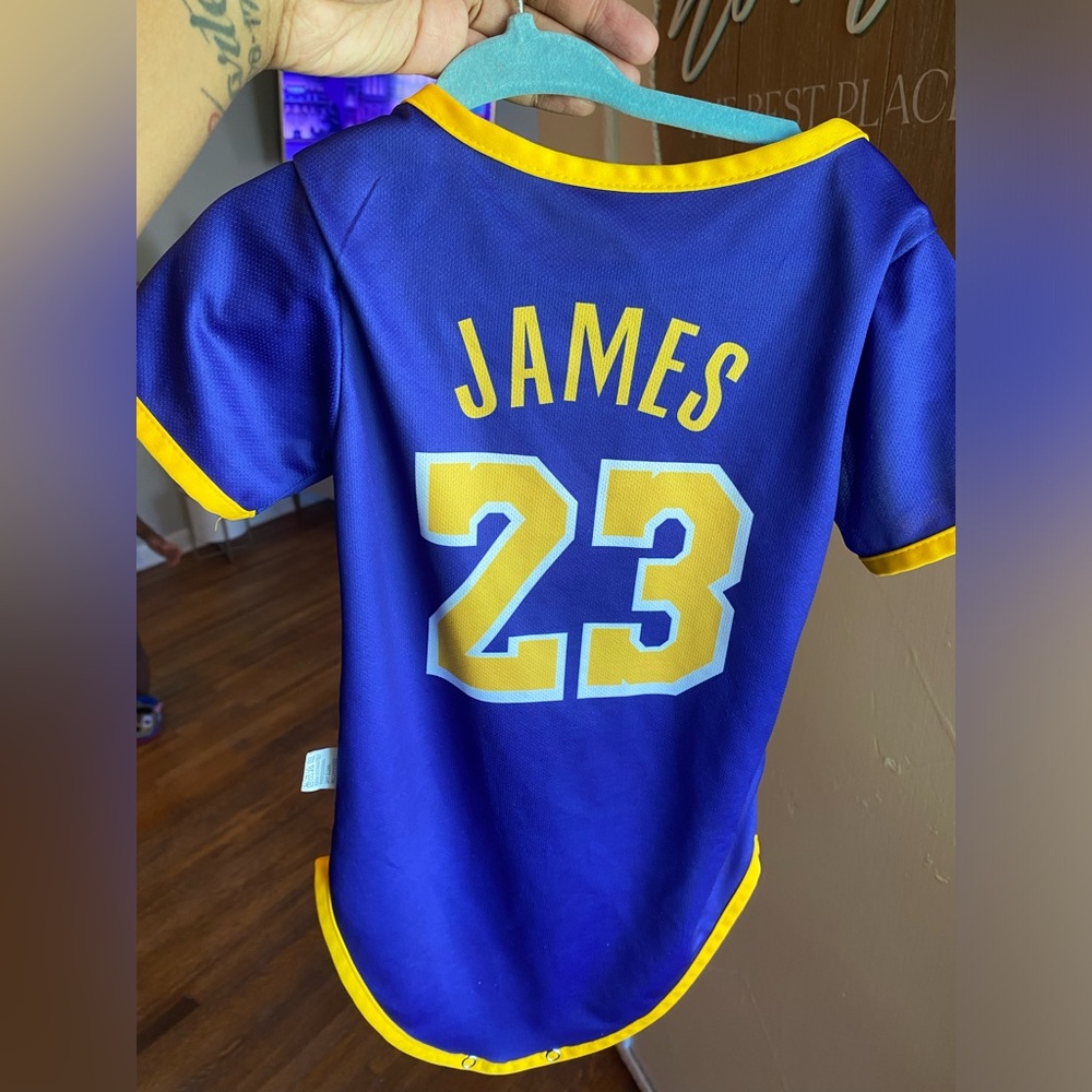 Baby Boy Lakers Onsie Never Worn 18 Months